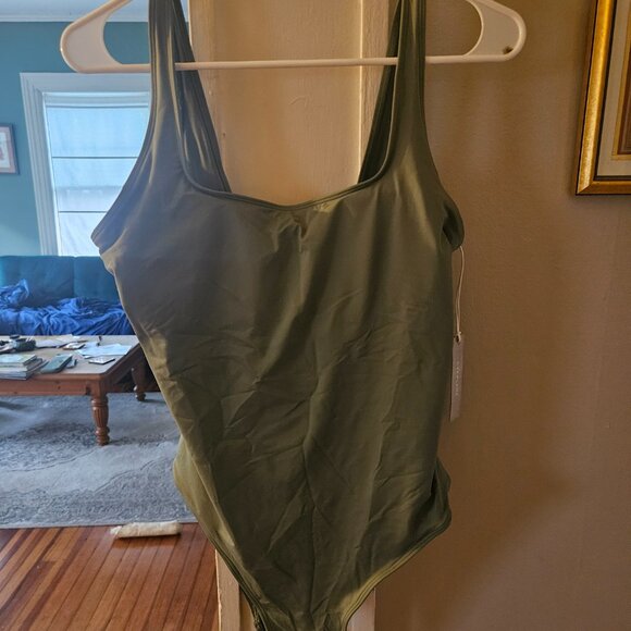 Everlane 1-Piece Sage Swimsuit Size Large, NWT - Picture 3 of 8